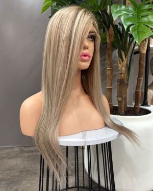 MIA – NATURAL BLONDE WIG