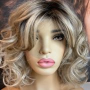 VOGUE – PEARL BLONDE WIG WITH ROOT (WAVY)