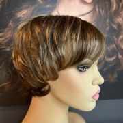 FREYA – CARAMEL BROWN WIG MIXED TONES