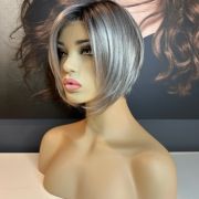 ROXIE – GREY SHORT BOB WIG