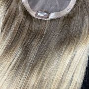 BLONDE MONO TOPPER WITH ROOT – 5×6.5 – AMY