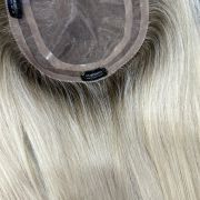 LIGHT BLONDE MONO TOPPER WITH ROOT – 5×6.5 – CHLOE